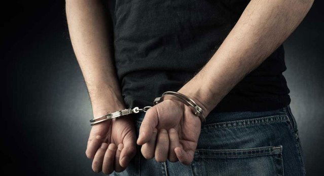 Συνελήφθη 43χρονος φυγόποινος για ληστείες και κλοπές 