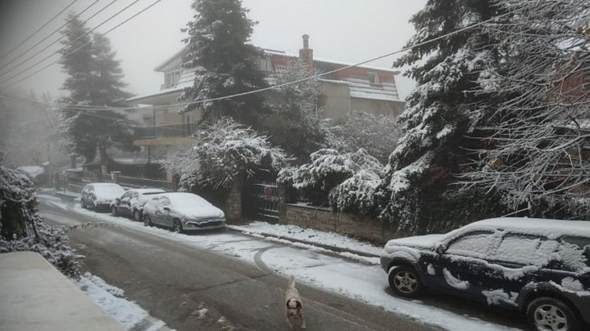 Νέα επιδείνωση του καιρού - Κρύο, καταιγίδες και χιόνια στα ορεινά της Θεσσαλίας