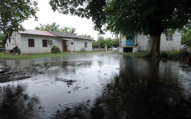 Πάνω από 1.000 οι πλημμυρόπληκτοι στο νομό Τρικάλων