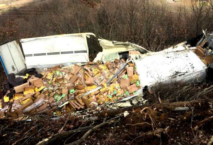 Nεκρός οδηγός νταλίκας έξω από το Μουργκάνι Καλαμπάκας 