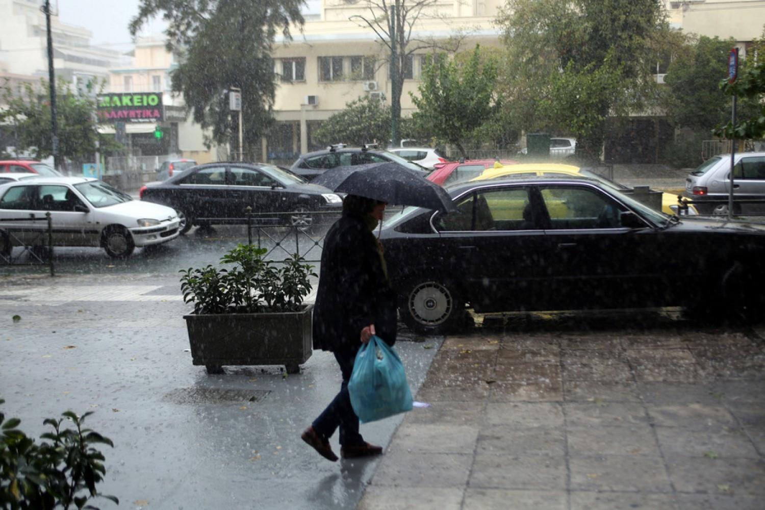 Aλλάζει το σκηνικό του καιρού – Βροχές και καταιγίδες στα Τρίκαλα