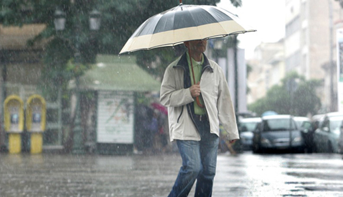 Με βροχή και συννεφιά τα Κούλουμα στα Τρίκαλα 