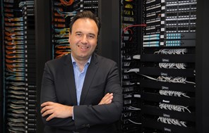 Παπαστεργίου: Θα αξιοποιήσουμε την ΤΝ για ένα Δημόσιο πιο "έξυπνο", πιο δίκαιο και πιο ανθρώπινο