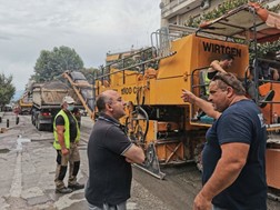 Αυτοψία Σακκά στην ασφαλτόστρωση της οδού Ασκληπιού (φωτο)