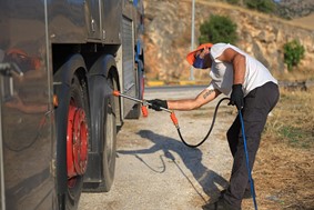 Περιφέρεια Θεσσαλίας: Σε εξέλιξη η απολύμανση οχημάτων για την ευλογιά - Τα τέσσερα σημεία