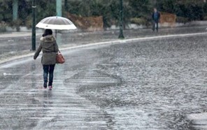 Χαλάει ο καιρός στη Θεσσαλία - Καταιγίδες, πτώση θερμοκρασίας και δυνατοί άνεμοι 