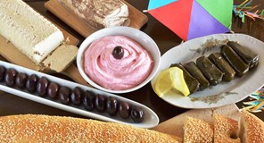 Καθαρά Δευτέρα: Πώς λειτουργούν σήμερα σούπερ μάρκετ