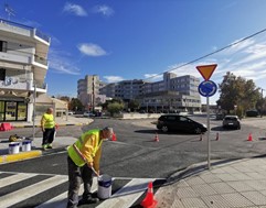 Ασφαλτος και διαγραμμίσεις στον κόμβο Νοσοκομείου