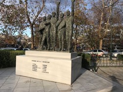 Ο Δήμος Τρικκαίων τιμά τη μνήμη των 5 ΕΠΟΝιτών