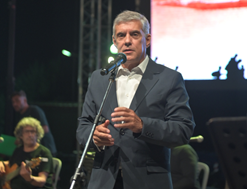 «Τσιτσάνεια» 2022: Στα Τρίκαλα ο Κ.Αγοραστός στη συναυλία «100 χρόνια Σμυρνέικο μινόρε» 