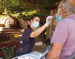 Συνεχίζονται από τον ΕΟΔΥ τα δωρεάν rapid tests στα ορεινά των Τρικάλων