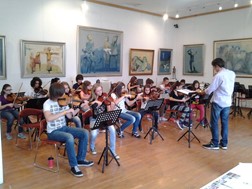 H Συμφωνική Ορχήστρα Νέων ΣΟΝ στα Εκπαιδευτήρια "Αθηνά" 