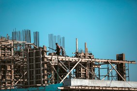 Ανέβασε στροφές η οικοδομή το 2021 – 1.400 άδειες στη Θεσσαλία το 11μηνο