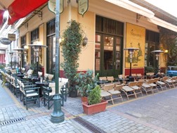 Στο «σφυρί» τρία γνωστά καταστήματα στο κέντρο των Τρικάλων