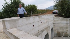 Περιφέρεια Θεσσαλίας: Αντιπλημμυρικό έργο για την προστασία του δρόμου προς τη Χρυσαυγή Τρικάλων