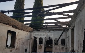 Φωτιά κατέστρεψε το ξωκκλήσι του Αγίου Δημητρίου στη Θεόπετρα