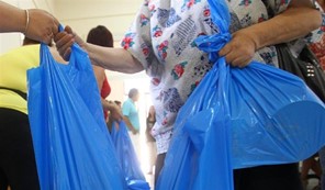 Nέα διανομή προϊόντων σε ωφελούμενους του ΚΕΑ στα Τρίκαλα