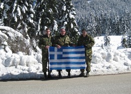 Oι έφεδροι αξιωματικοί της Θεσσαλίας στη χειμερινή διαβίωση των σπουδαστών της ΣΜΥ 