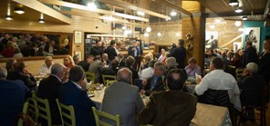 Δείπνο αιρετών στην Αθήνα για τη στήριξη Παπαστεργίου