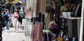 Τρίκαλα: Κορυφώνεται η κίνηση στην αγορά – Σήμερα τα τελευταία πασχαλινά ψώνια