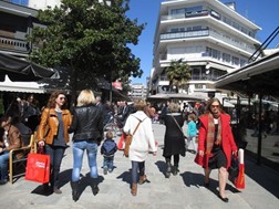 Τρίκαλα: Πώς θα λειτουργήσουν τα καταστήματα μέχρι την Πρωτοχρονιά 