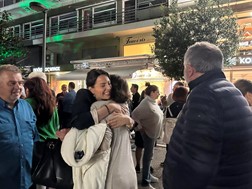 H Mαρίνα Κοντοτόλη στο εκλογικό περίπτερο του Κουρέτα 