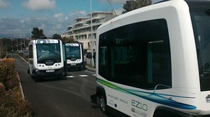 Aπό τα Τρίκαλα στη Γαλλία το λεωφορείο χωρίς οδηγό 