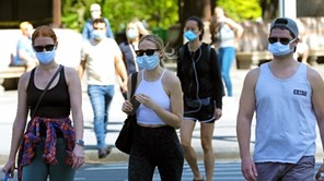 Τέλος οι μάσκες σε εξωτερικούς χώρους – Παύει να ισχύει η απαγόρευση κυκλοφορίας 