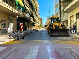 Τρίκαλα: Νέα πεζοδρόμια στην οδό Μαυροκορδάτου  