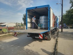 Δωρεά εμφιαλωμένου νερού από τα My market σε Παλαμά και Τρίκαλα!