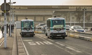 Μετά τα Τρίκαλα… αυτόνομα λεωφορεία χωρίς οδηγό στο Παρίσι (ΒΙΝΤΕΟ) 