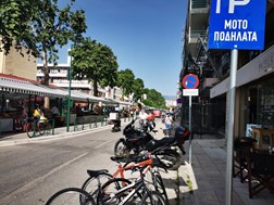 Δ. Τρικκαίων: Οριοθέτηση στάθμευσης για ποδήλατα – μηχανάκια στη λαϊκή αγορά 