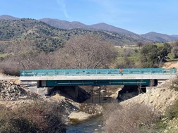 Ολοκληρώνονται οι εργασίες κατασκευής της νέας γέφυρας στο Διάσελο Τρικάλων 