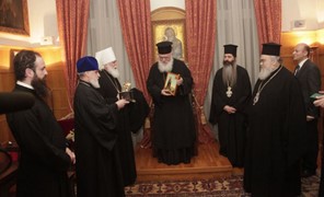 Ρώσοι Ιεράρχες στον Αρχιεπίσκοπο