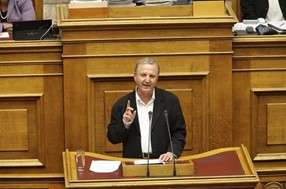 Σάκης Παπαδόπουλος: "Δεν εμπιστεύομαι τον Βαρουφάκη!"