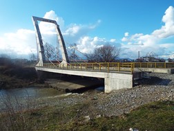 Ο Δήμος ολοκληρώνει την εγκαταλειμμένη γέφυρα «Καλατράβα» στα Κουτσομύλια!