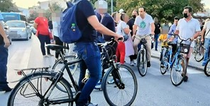 Τρίκαλα: Ένταση στην ποδηλατάδα του Δήμου με αντιεμβολιαστές (video) - Η απάντηση του Δ. Παπαστεργίου 