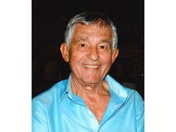 Απεβίωσε ο συνταξιούχος καθηγητής Γιάννης Στάμος 