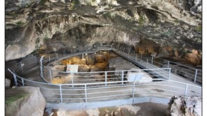 Σπήλαιο Θεόπετρας: Καταφύγιο ανθρώπων για πολλές χιλιάδες χρόνια