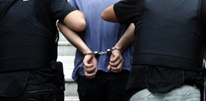Συνέλαβαν παλιό συνεργό του Βασίλη Παλαιοκώστα στην Αθήνα