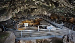 Στερέωση του βράχου του Σπηλαίου της Θεόπετρας από την Περιφέρεια Θεσσαλίας  