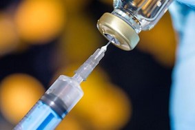 Γουργουλιάνης: Δεν μπορούμε ακόμα να ξέρουμε αν τα εμβόλια θα έχουν μακροπρόθεσμες συνέπειες στον οργανισμό