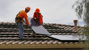 Φωτοβολταϊκά στη στέγη - Mετά το Πάσχα ανοίγει η πλατφόρμα