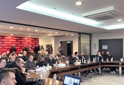 Τεχνικό Σεμινάριο της βιομηχανίας EXALCO στη Λάρισα Τεχνικό Σεμινάριο της βιομηχανίας EXALCO στη Λάρισα