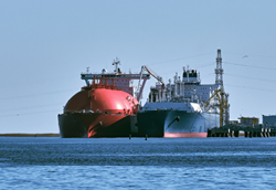 Το LNG, ο κάθετος διάδρομος, και το FSRU στη Μαγνησία Το LNG, ο κάθετος διάδρομος, και το FSRU στη Μαγνησία