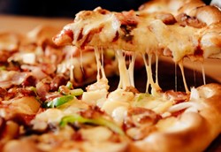 Η «μάχη» της πίτσας στην Ελλάδα και οι ανατροπές Η «μάχη» της πίτσας στην Ελλάδα και οι ανατροπές