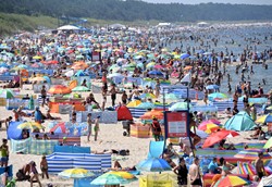 H Ευρώπη πλήττεται απο την επέλαση τουριστών