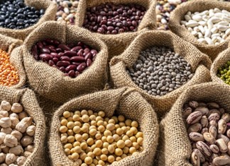 Καλπάζουν οι τιμές τροφίμων παγκοσμίως Καλπάζουν οι τιμές τροφίμων παγκοσμίως