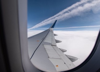 Η μετάλλαξη "Όμικρον" πλήττει άμεσα τουρισμό και εστίαση Η μετάλλαξη "Όμικρον" πλήττει άμεσα τουρισμό και εστίαση