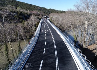 Στην κυκλοφορία η αναστηλωμένη γέφυρα Τεμπών Στην κυκλοφορία η αναστηλωμένη γέφυρα Τεμπών